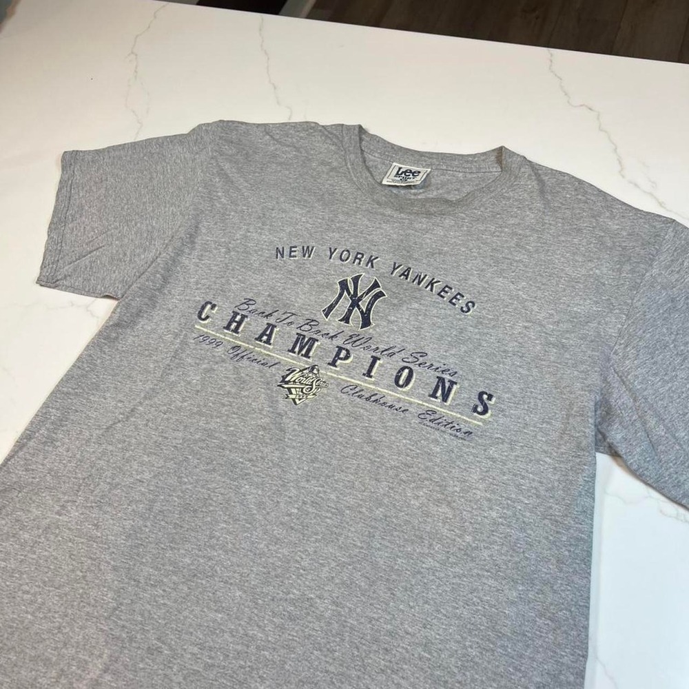 Lee Sport New York Yankees T-Shirt Mens XL 1999 World Series Champions Gray